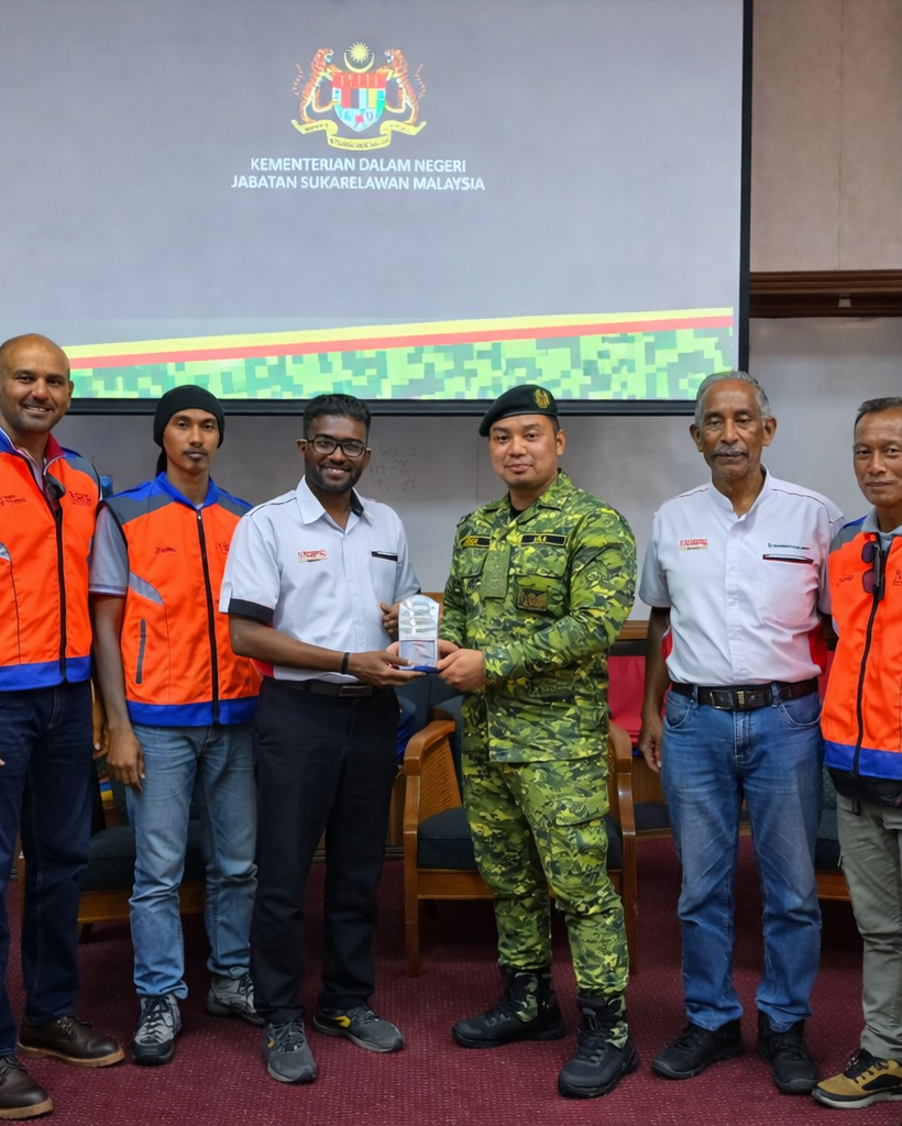 ChatGPT Image Dec 18, 2025, 03_37_46 PM